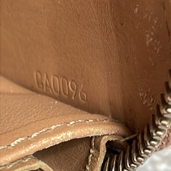 Louis Vuitton Monogram Vernis Beige Tan Zip Around Long Wallet Designer - Picture 13 of 16